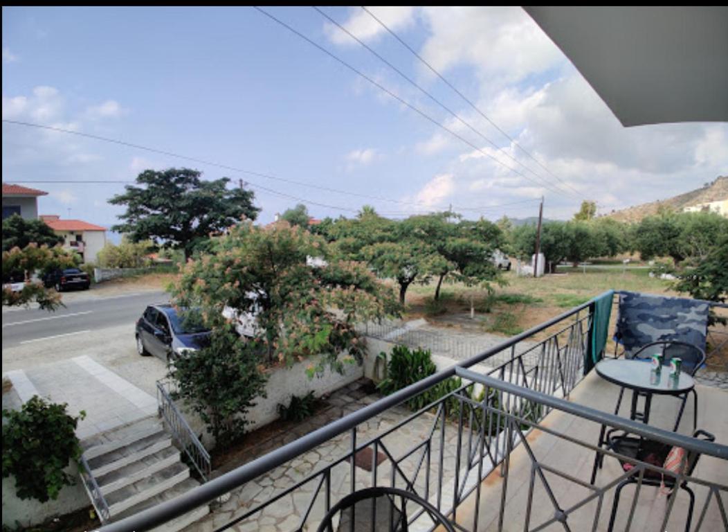 Merida Apartments Mola Kalyva Exterior photo
